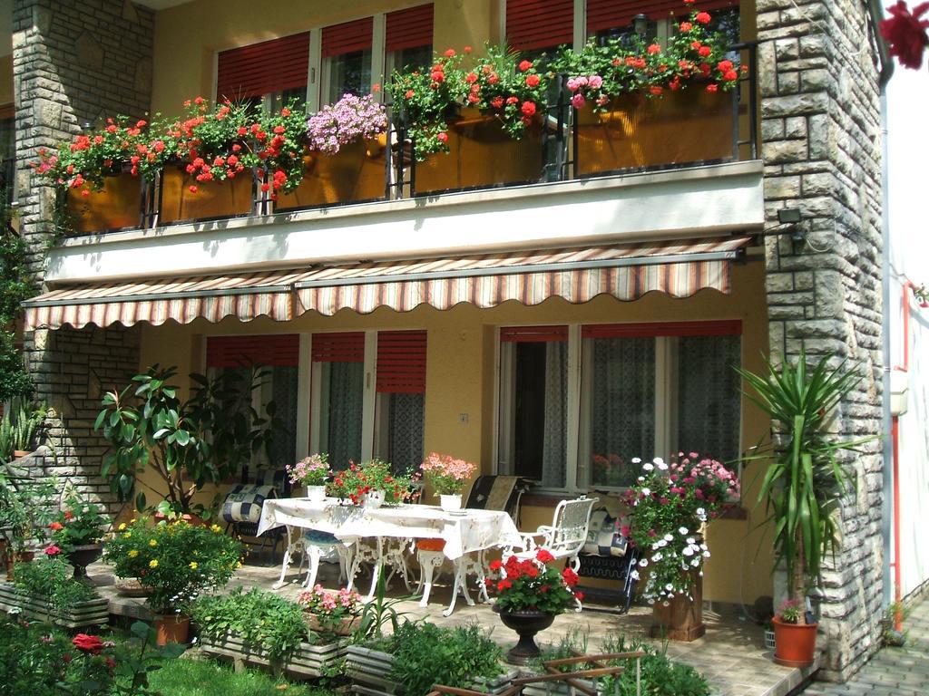 Otis Vendeghaz Apartment Siófok Exterior foto